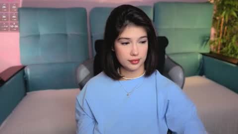 Snapshot of nanami_v02 chatting on 10/12/25, 09:14 Maeve online show from 10/12/25, 09:14