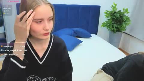 Snapshot of nanami_v02 chatting on 10/19/25, 02:56 Maeve online show from 10/19/25, 02:56