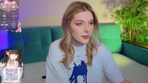 Snapshot of nanami_v02 chatting on 11/03/25, 02:51 Maeve online show from 11/03/25, 02:51