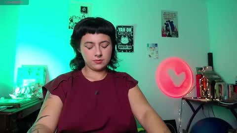 Snapshot of nanaxnana chatting on 09/14/25, 11:15 Alma Maria online show from 09/14/25, 11:15