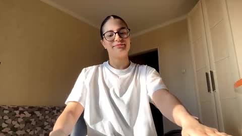 Emilia  or Emi online show from 12/16/25, 11:37