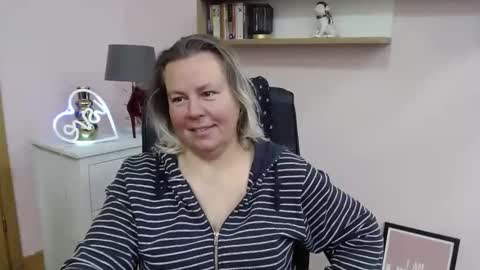 Snapshot of nancy_sugar chatting on 12/29/24, 10:56 Nancy online show from 12/29/24, 10:56