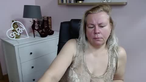 Snapshot of nancy_sugar chatting on 02/04/25, 06:04 Nancy online show from 02/04/25, 06:04