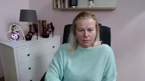 Snapshot of nancy_sugar chatting on 02/11/25, 08:48 Nancy online show from 02/11/25, 08:48