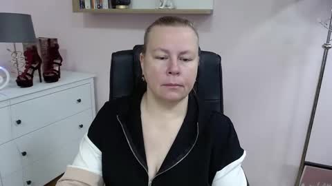 Snapshot of nancy_sugar chatting on 02/16/25, 07:48 Nancy online show from 02/16/25, 07:48