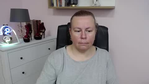 Snapshot of nancy_sugar chatting on 03/08/25, 11:05 Nancy online show from 03/08/25, 11:05