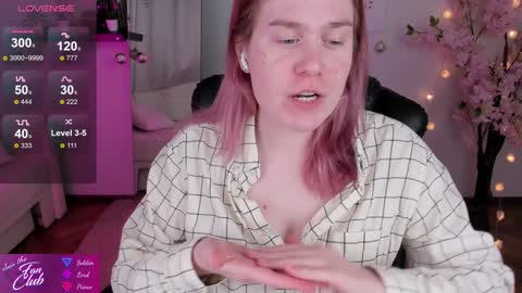 Nancy online show from 12/19/24, 02:13