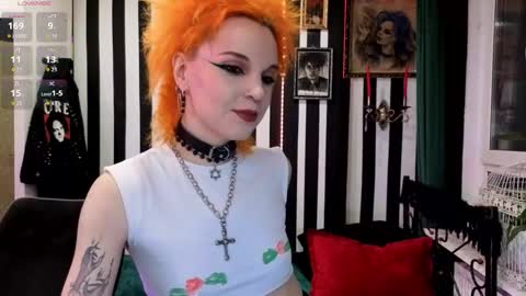 Nancy online show from 02/05/26, 01:43