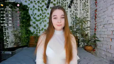 Snapshot of nancycaseys chatting on 02/17/25, 12:16 Luna online show from 02/17/25, 12:16