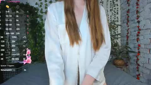 Snapshot of nancycaseys chatting on 02/24/25, 12:37 Luna online show from 02/24/25, 12:37