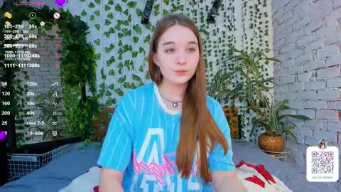 Snapshot of nancycaseys chatting on 03/04/25, 01:06 Luna online show from 03/04/25, 01:06