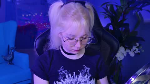 nancymartinez online show from 01/13/25, 05:12