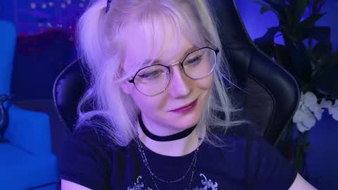 nancymartinez online show from 01/13/25, 02:21