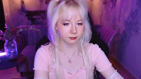 nancymartinez online show from 01/28/25, 04:30