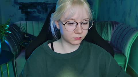 nancymartinez online show from 02/08/25, 05:08