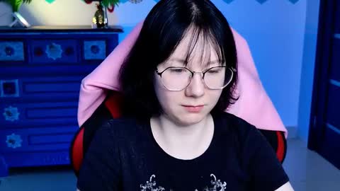 nancymartinez online show from 10/25/25, 05:26