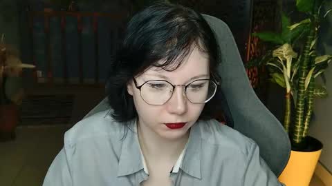 nancymartinez online show from 11/05/25, 09:20