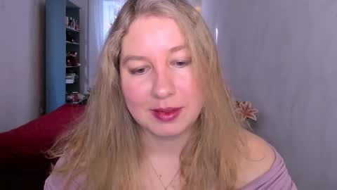 Nancy online show from 02/11/26, 06:18