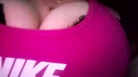 Snapshot of nancyybonita chatting on 01/08/25, 11:30 nancyybonita online show from 01/08/25, 11:30