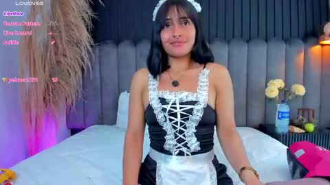 Snapshot of nanda_vixen_ chatting on 02/27/26, 04:45 Nanda online show from 02/27/26, 04:45
