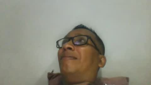 Snapshot of nando_rincon050279 chatting on 10/26/25, 05:57 Nando Rincon online show from 10/26/25, 05:57