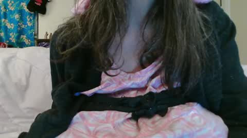 Snapshot of nannabaldur chatting on 12/28/24, 07:55 Nanna Baldur online show from 12/28/24, 07:55