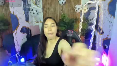 Snapshot of nanni_tay chatting on 07/02/26, 03:06 Nanni online show from 07/02/26, 03:06