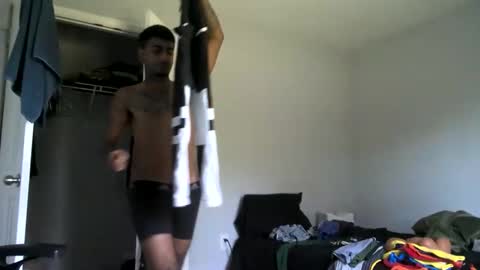 Snapshot of nanothegreat chatting on 05/08/26, 06:35 Nando online show from 05/08/26, 06:35