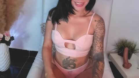 Snapshot of nany_tnt chatting on 03/10/25, 07:21 NANY online show from 03/10/25, 07:21