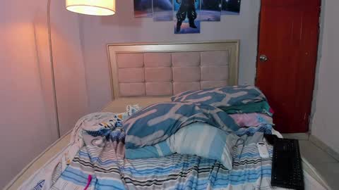 Snapshot of naomi_berckley chatting on 12/04/24, 11:19 naomi_berckley online show from 12/04/24, 11:19