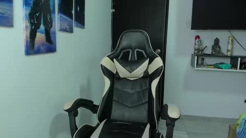 Snapshot of naomi_berckley chatting on 09/14/25, 06:34 naomi_berckley online show from 09/14/25, 06:34