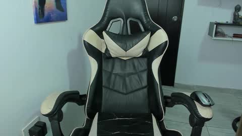 Snapshot of naomi_berckley chatting on 09/25/25, 07:56 naomi_berckley online show from 09/25/25, 07:56