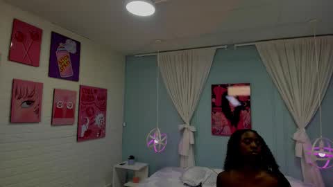 Snapshot of naomi_campell chatting on 02/05/26, 07:29 Naomi online show from 02/05/26, 07:29