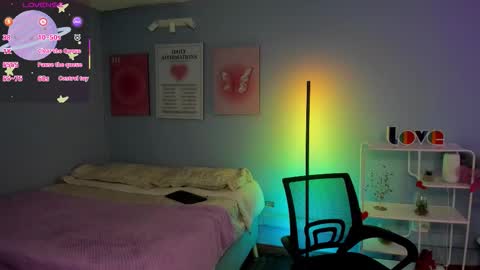 Snapshot of naomi_campell chatting on 02/28/26, 11:44 Naomi online show from 02/28/26, 11:44