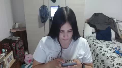 naomi_d online show from 04/20/26, 10:11