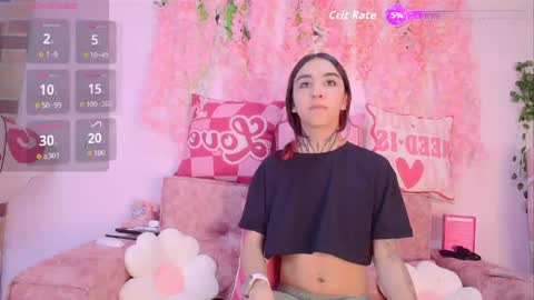 Snapshot of naomi_femme chatting on 06/04/26, 11:27 naomi_femme online show from 06/04/26, 11:27