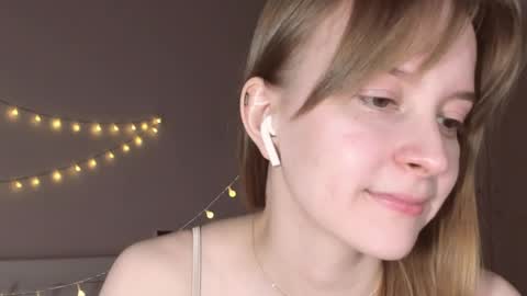 Naomi online show from 04/11/26, 06:23