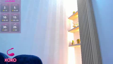 Naomi online show from 06/25/26, 11:15