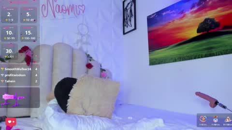Snapshot of naomiasha_ chatting on 01/19/25, 04:12 online show from 01/19/25, 04:12
