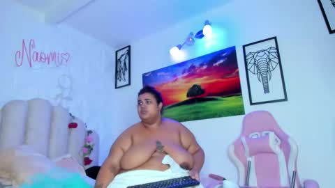 Snapshot of naomiasha_ chatting on 01/30/25, 06:10 online show from 01/30/25, 06:10