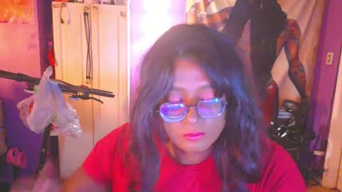 Snapshot of naomifux chatting on 06/03/26, 01:41 Naomi online show from 06/03/26, 01:41