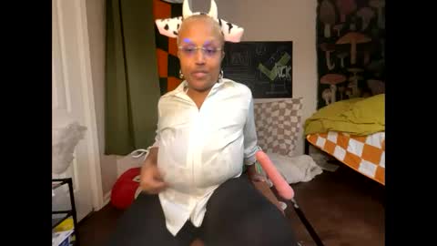 Snapshot of naomigiirl6 chatting on 12/15/24, 12:17 Naomigiirl6 online show from 12/15/24, 12:17