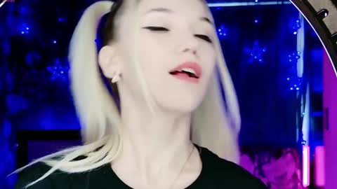 naomihita online show from 02/21/26, 08:04