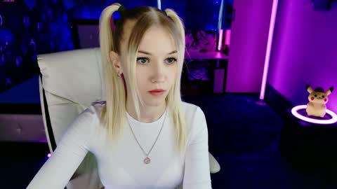 naomihita online show from 03/28/26, 10:48