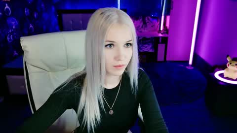 naomihita online show from 04/22/26, 08:17