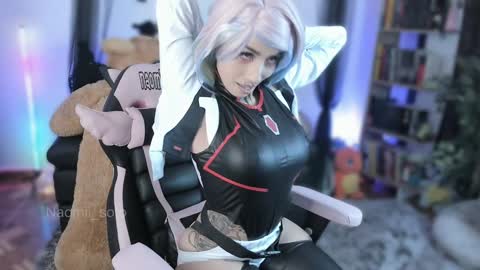 Naomi online show from 02/15/26, 09:00