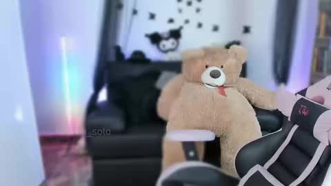 Naomi online show from 03/18/26, 10:35