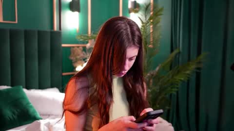 Naomi online show from 12/01/25, 04:50