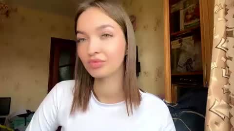 Snapshot of naomiortea chatting on 06/23/26, 10:57 Lesi online show from 06/23/26, 10:57