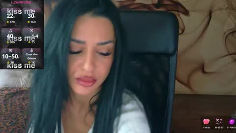 NaomiScarlett online show from 11/07/25, 09:42